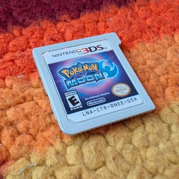 Pokemon Moon Nintendo 3DS Game - Picture 1 of 1
